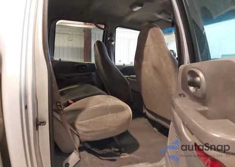 2001 Ford F-150 King Ranch Edition/Lariat/Xlt from USA, damaged, VIN 1FTRW08W91KE90300